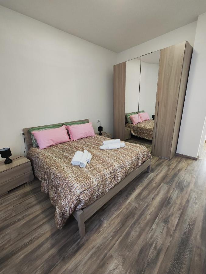 Appartamento C&Y Torelli 1 Novara Exteriér fotografie